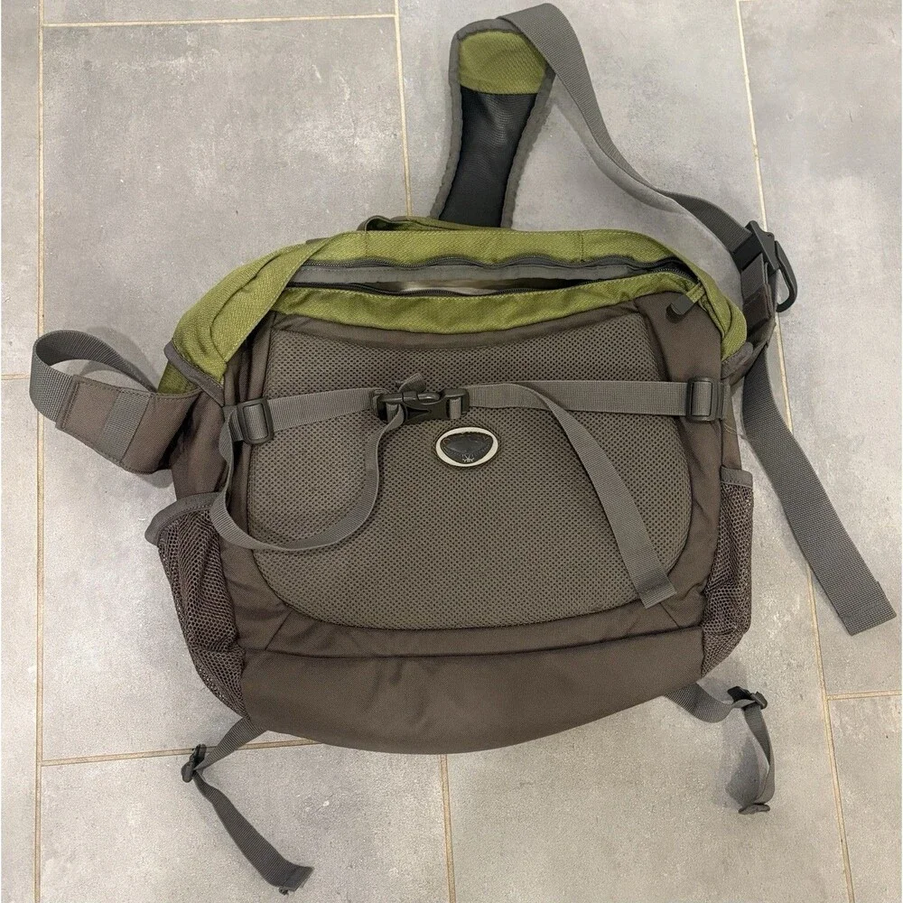 Osprey Astro Messenger Bag Green Grey Laptop Travel Mens Shoulder Bag Nylon